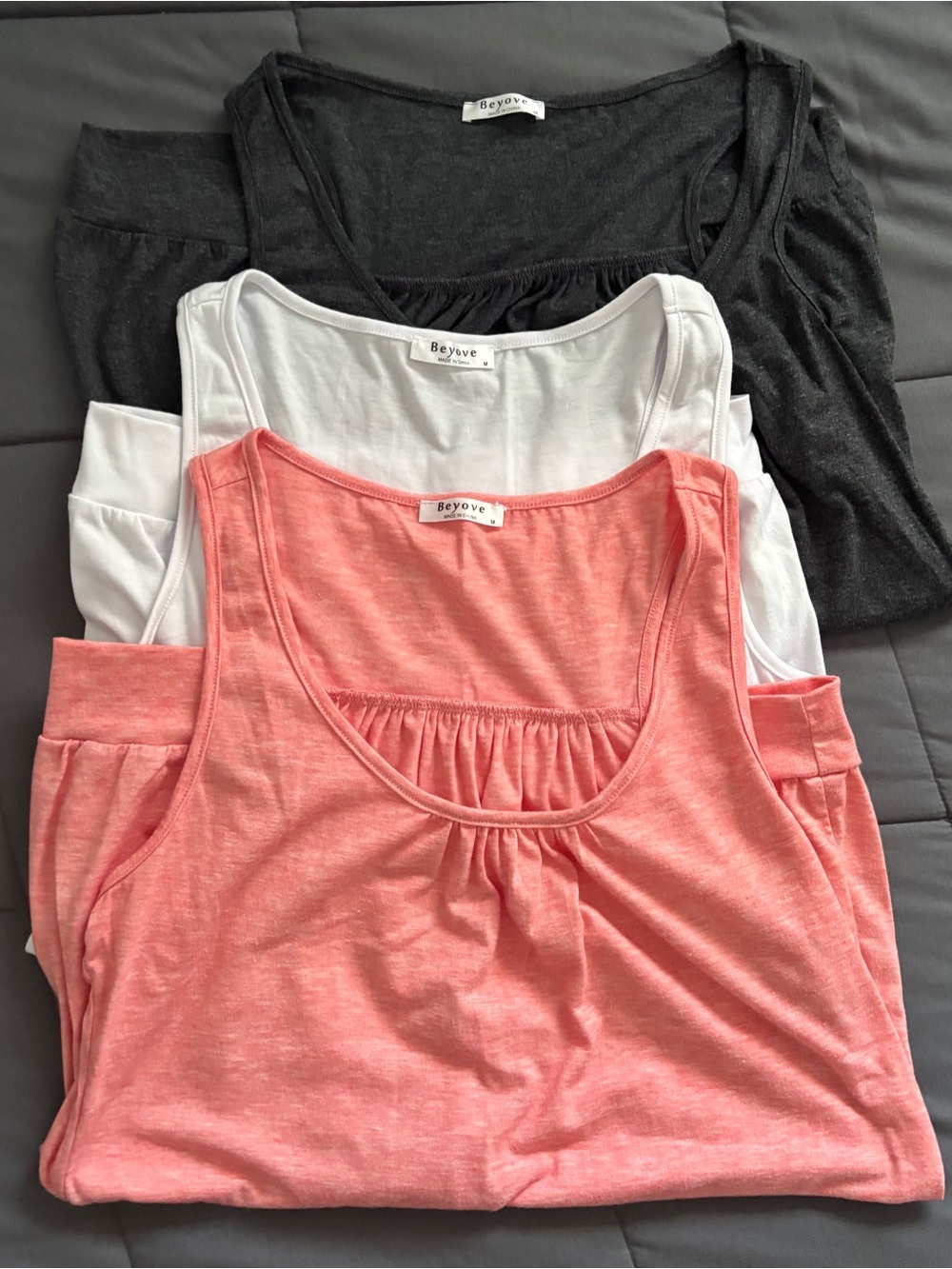 Set of 3 Beyove Banded Bottom Workout Yoga Tops Women Size M